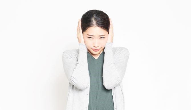 マッチングアプリでトラブルに巻き込まれた女性