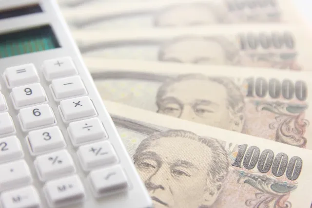 開業・独立・起業して稼げる年収はいくら？社会人の世代別平均年収と比較してご紹介