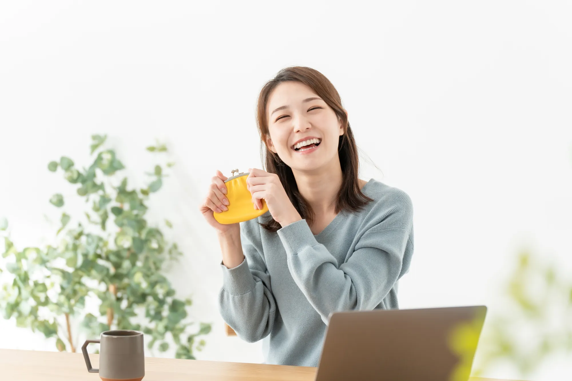 【タイプ別】女性におすすめの副業9選！隙間時間で安全に稼げる仕事の選び方・注意点